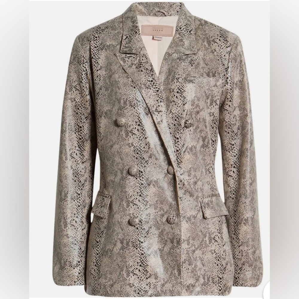 Women’s BlankNYC snake skin print jacket NWT size XS